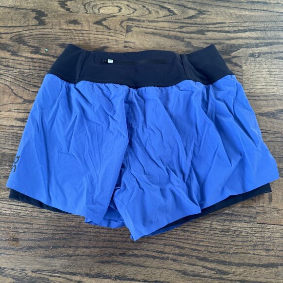 ON RUNNING Athletic Shorts Size XS in Cobalt /Black NWT $80 - Picture 2 of 8